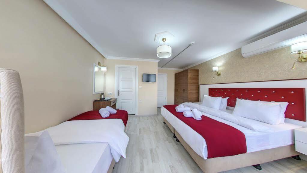 Cihangir Palace Hotel Istanbul Exterior foto